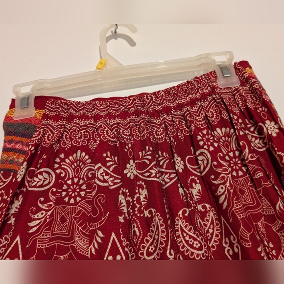 Kathmandu Red Boho Pants Women's Standard Size New With Tags. - Picture 9 of 12